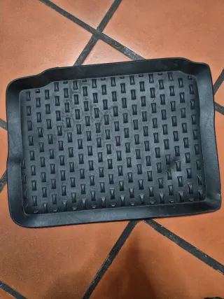 Alfombrillas ORIGINALES goma para Nissan Micra K14