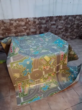 Alfombra vinílica infantil de carreteras medidas 2