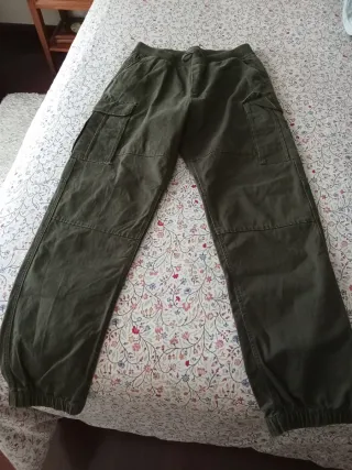 Pantalón Cargo H&M Verde