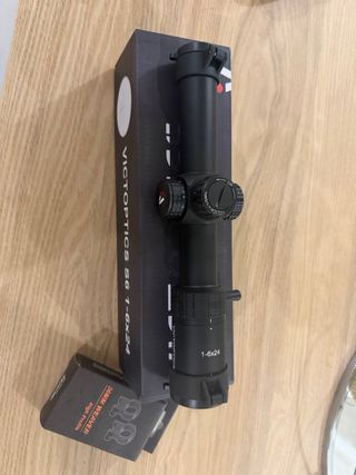 Mira Victoptics S6 1-6x24 LPVO Nova Caixa