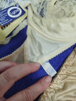 Lote Sujetadores Beige y Blanco 90/95