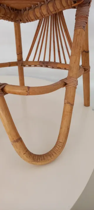 Sillas de bambú y ratán