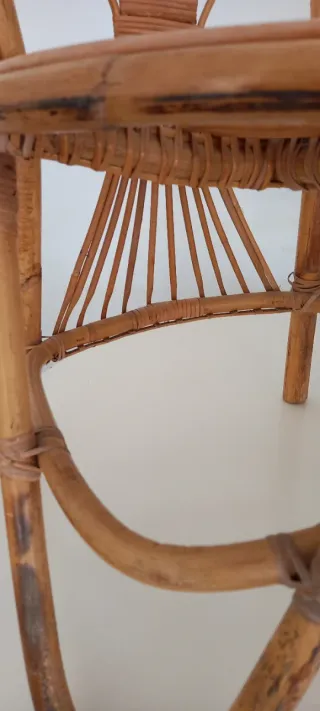 Sillas de bambú y ratán