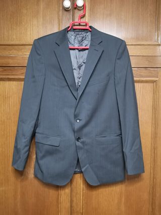 Chaqueta Zara hombre gris tailored fit talla 46