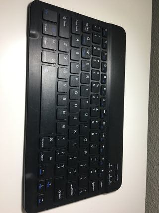 Teclado Bluetooth Compacto Negro