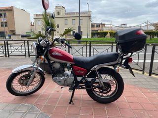 Yamaha Special SR250 Roja - Moto Cruiser