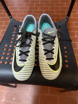 Scarpe calcio Nike Mercurial tacchetti ferro