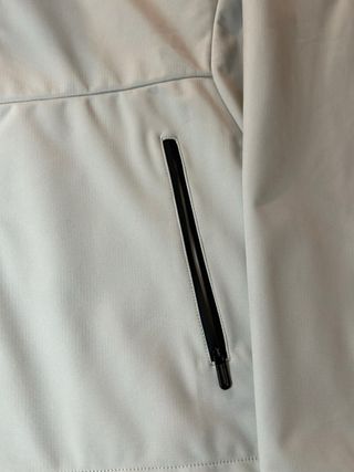 Chaqueta The North Face gris impermeable