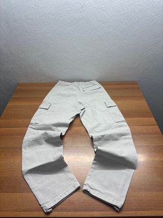 Pantaloni cargo Bershka beige taglia S