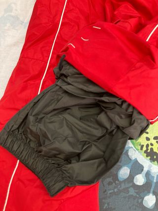 Mono de esquí rojo talla 14 Decathlon