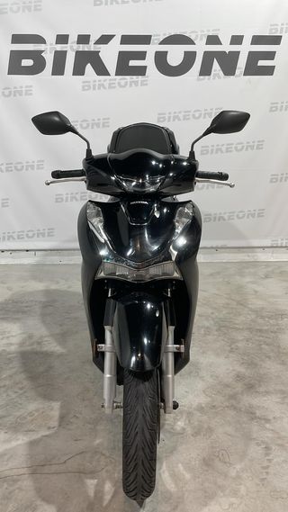 Honda SH 125i Top Box - 2020 - 23.530 KM