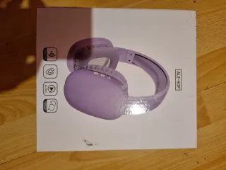 Auriculares inalámbricos morados