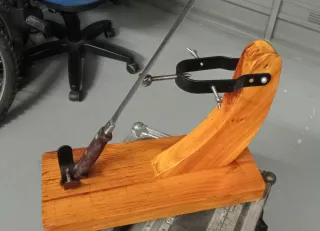 Jamonero en buen estado + Cuchillo jamonero