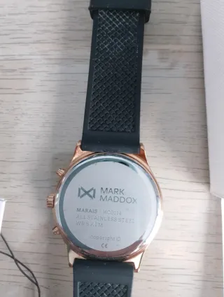 Reloj MARK MADDOX Negro/Dorado