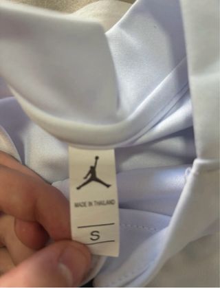 Sudadera Jordan Blanca y Morada