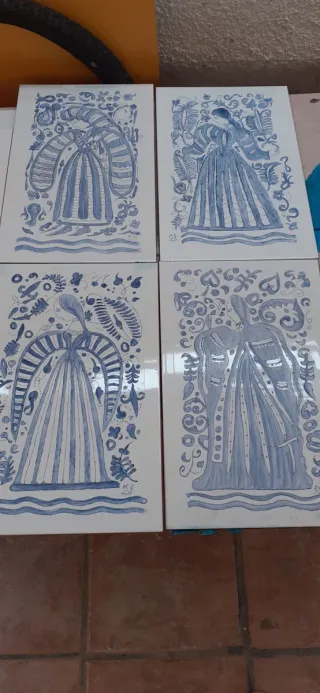 4 Azulejos Pintadosa mano Biselados