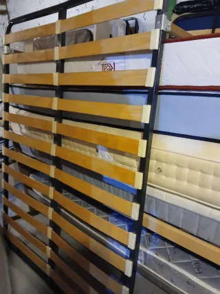 Colchón y somier con patas