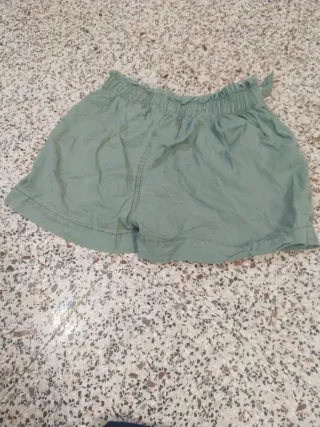 Shorts verdes niña