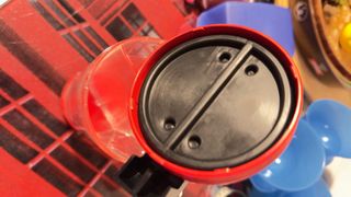Caraffa Biesse vintage trasparente e rossa