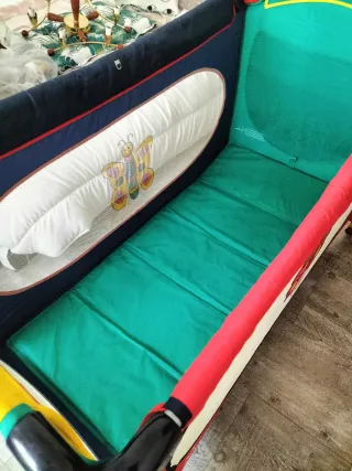 Cuna de viaje infantil