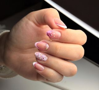 Servicio de manicurista a domicilio 627095854