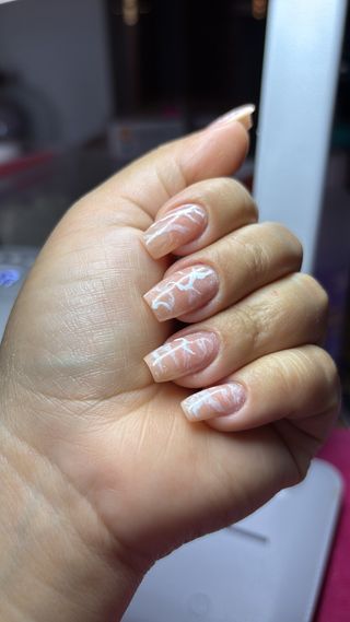 Servicio de manicurista a domicilio 627095854