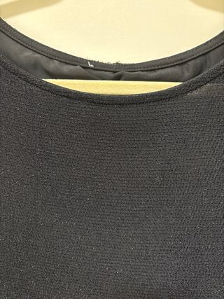 Blusa negra con brillo