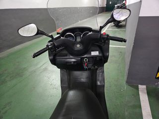 YAMAHA Majesty 400 2007 Averiad