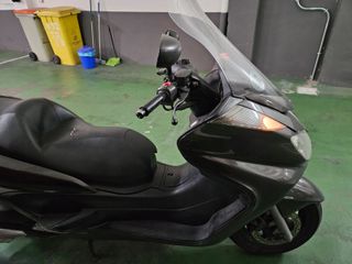 YAMAHA Majesty 400 2007 Averiad