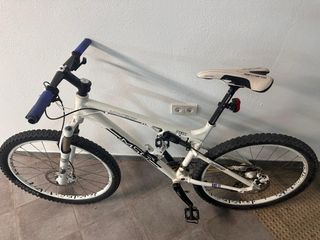 Bicicleta Montaña Aluminio 26 ligera MSC doble sus