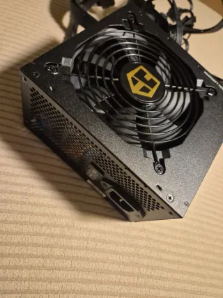 Fuente Alimentación Hummer GD850 Gold 850W