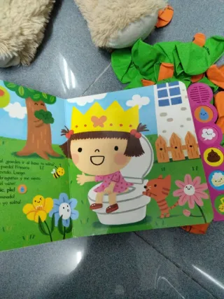 Peluche perro y libro interactivo infantil