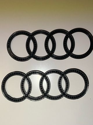 2 Logos Audi Negro Originales