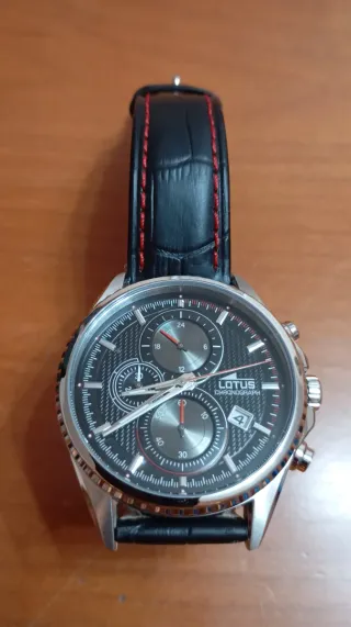 Reloj Lotus Chronograph Negro y Plateado