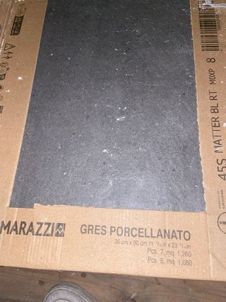 Gris porcelánico de 30x60+Rodapié a juego-NUEVO