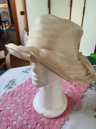 Elegante cappello cerimonia organza