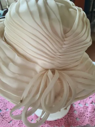 Elegante cappello cerimonia organza