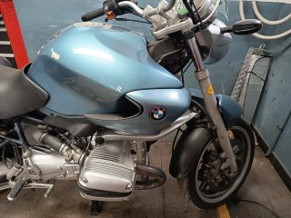 BMW R1150R Naked Azul y Negra