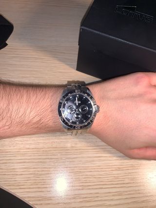 Reloj Lotus Acero Inoxidable Negro y Plateado