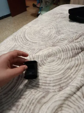 Enchufe de tres patas