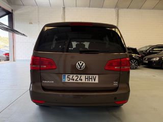 Volkswagen Touran 2012