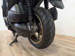 YAMAHA XMAX 300 TECH MAX