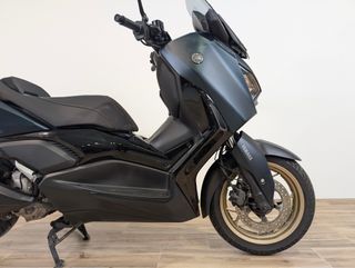 YAMAHA XMAX 300 TECH MAX