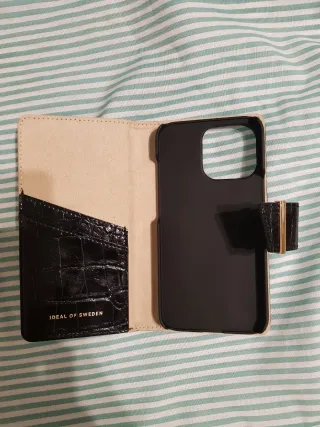 Funda cartera iPhone IDEAL OF SWEDEN