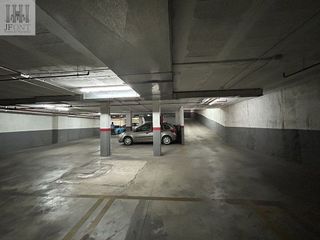 Garaje en venta en Montigalà -Sant Crist en Badalona