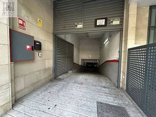 Garaje en venta en Montigalà -Sant Crist en Badalona