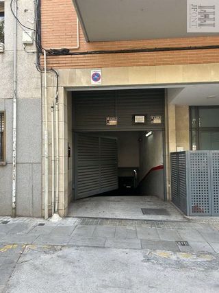 Garaje en venta en Montigalà -Sant Crist en Badalona