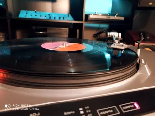 Tocadiscos INKEL PD-605