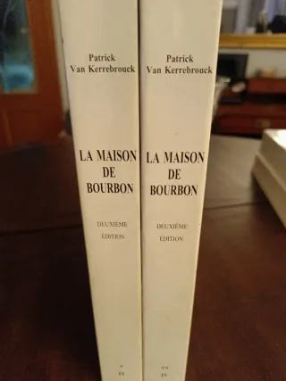 Nouvelle histoire généalogique de l'Auguste Mai...