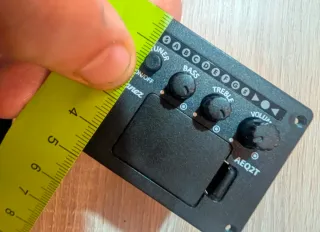 Ibanez AEQ-2T Preamplificatore Chitarra